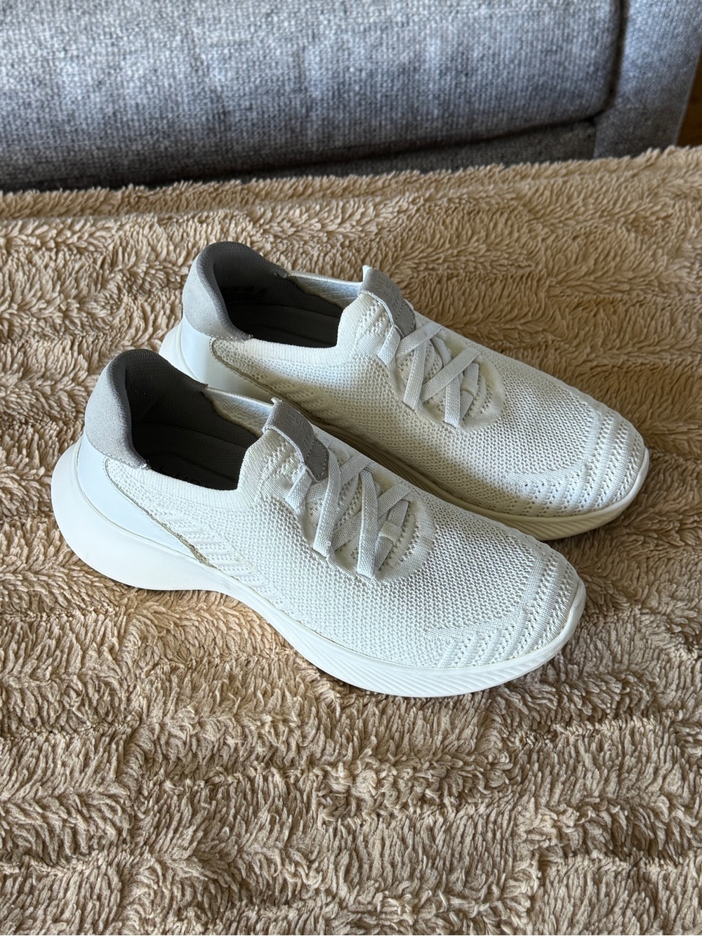 Naturalizer Women’s 7w Lightweight Knit Slip-On Sneakers - White